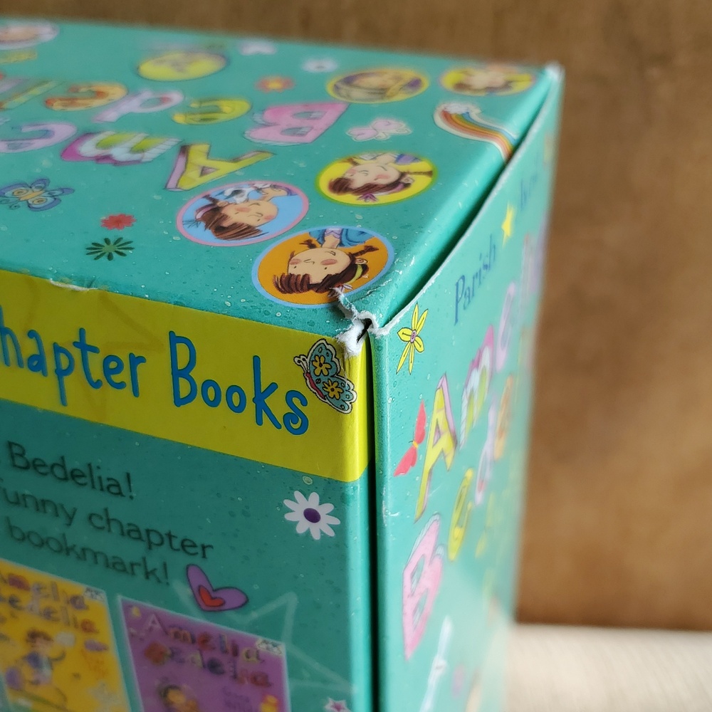 Amelia Bedelia Set Of 10 Boxed Set Of Chapter Books - Picture 4 of 5
